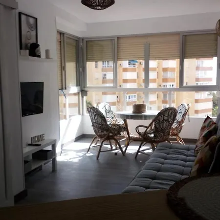 شقة Apartamento Algarrobo Costa *